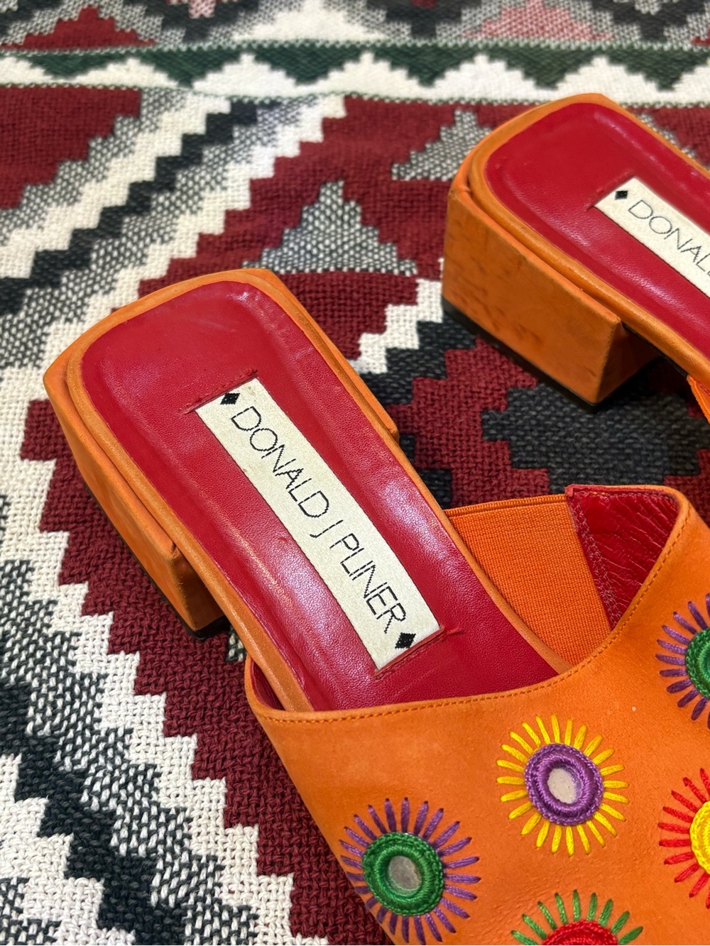 Box #3 90s vintage Y2K Orange suede rainbow mirror mules slides 8 / sunburst re - Picture 2 of 9
